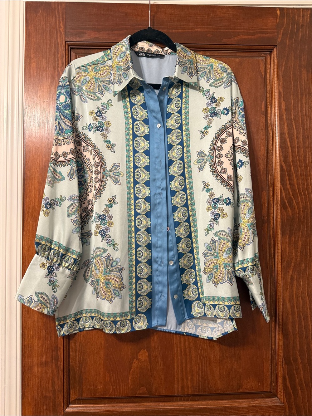 Zara Cream and Blue Paisley-Trim Button-Down Shirt